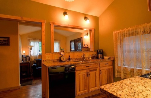 Estes Park Cabin | Storybook Redemption Cabin near Downtown & RMNP