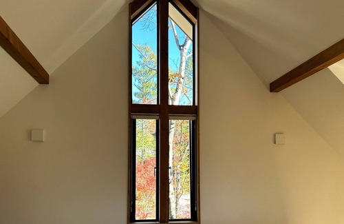 Kirizumi Onsen House | stove2022 new Karuizawa Forest Seasons Hikari / Kitasaku-gun Nagano