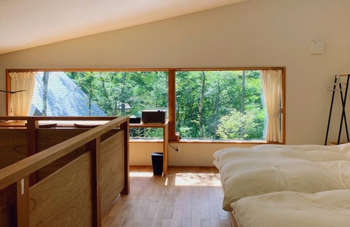 Kirizumi Onsen House | stove2022 new Karuizawa Forest Seasons KAZE / Kitasaku-gun Nagano