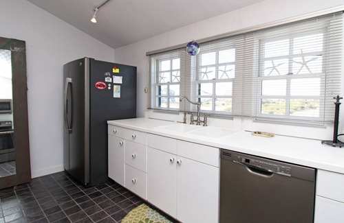 Hatteras Condo | Stowe Away - Gorgeous 1 bedroom with ALL the perks!