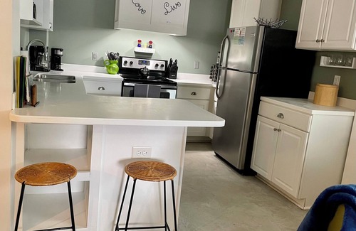Emerald Isle Apartment | Straight On To Morning/Handicap Accessible Apartment