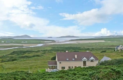 Bunbeg Cottage | STRANACORCORAGH, family friendly in Derrybeg, County Donegal