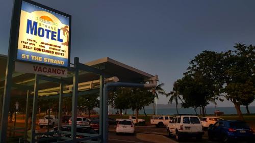 North Ward Hotel | Strand Motel