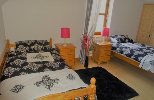 Ballymacarthur Bed & Breakfast | Strand View House B&B