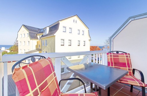 Kuehlungsborn Apartment | Strandnahes Apartment mit Zwei Balkonen und Meerblick - Saunabereich im Haus!