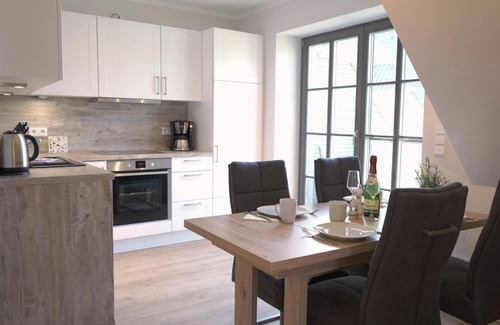 Zingst Apartment | Strandperle - Anlage Heiderose - Beautiful, high-quality vacation apartment in