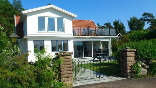 Sodvik House | Strandvillan, Öland - fantastiskt läge nära havet!