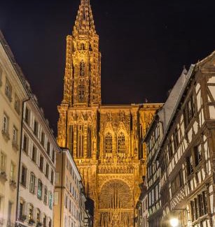 Petite-France Apartment | Strasbourg Appart Cosy Hyper Centre