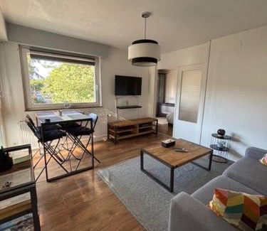 Cronenbourg Est Apartment | Strasbourg, JULES VERNE