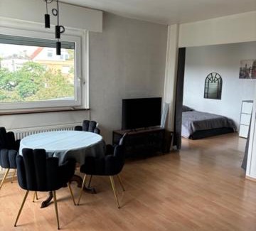 Cronenbourg Est Apartment | strasbourg jules verne