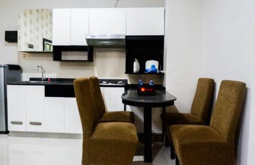 Surabaya Apartment | Strategic 2BR Apartment at Trillium Residence By Travelio