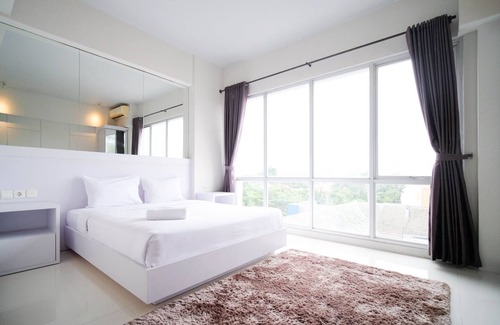 Darmo Apartment | Strategic And Comfy Studio (No Kitchen) At Grand Darmo Suite Apartment