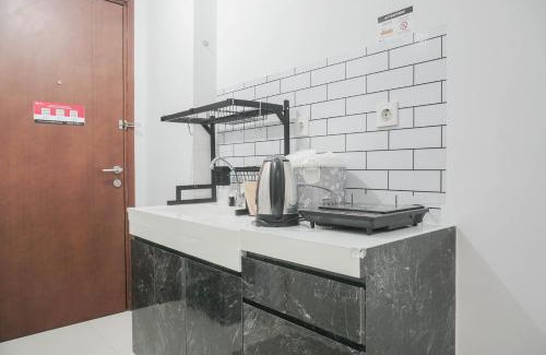 East Jakarta Apartment | Strategic and Comfy Studio at Signature Park Grande Apartment By Travelio