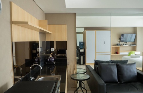 Pasirkaliki Apartment | Strategic Studio Apartment at Tamansari La Grande near BIP