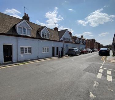 City Centre House | Stratford Cottage