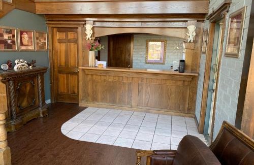 Tyler Hotel | Stratford Inn Tyler