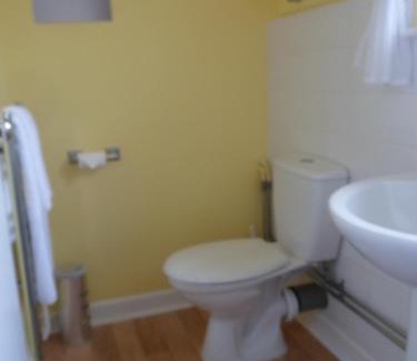 Helston House | Strathallan Guest House