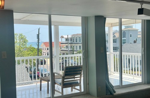 Strathmere House | Strathmere Shore house- 3-bedrooms with ocean views