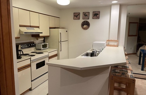 Stratton Mountain Condo | Stratton Mountain, Nearly Ski In/Ski Out, Obertal C Building, 2 Bedrooms, 1 Bath