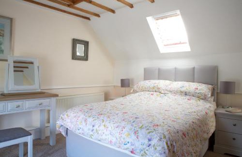 Cheddar Apartment | Strawberry Cottage