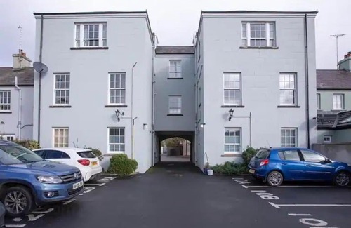 Strangford Apartment | Strawberry Fields Apartment