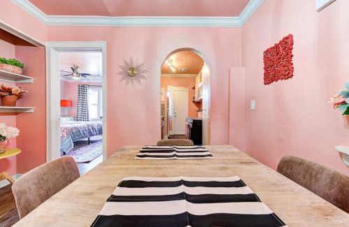Central Oklahoma City Apartment | Strawberry Lodge - City card 4 local business