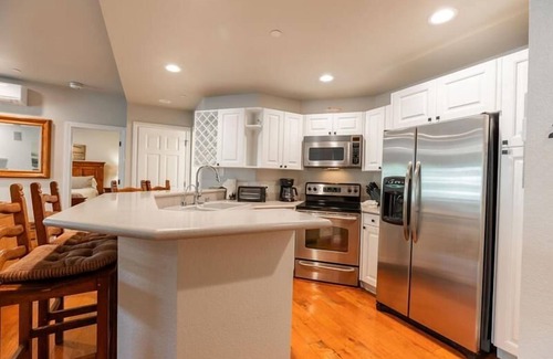 Beaver Creek Condo | Strawberry Park On The Slopes In Beaver Creek Ski-In/Ski-Out