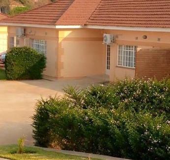 Lilongwe Bed & Breakfast | Stream Box Lodge