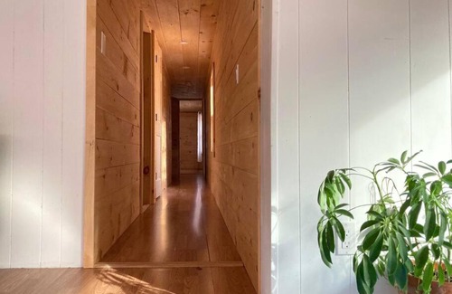 Shandaken House | Stream House (The Lorca, Catskills)