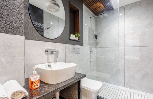 Sector 51 Hotel | Street Studio by Lime Tree Hotels