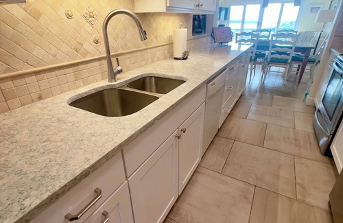 Nazareth Condo | STRESS Reducing Views, Beaches, FUN and Luxury amenities at Cloud Nine.