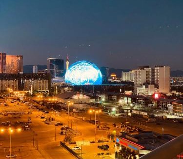 Las Vegas Apartment | STRIP & SPHERE VIEW! Privately Owned Condo Hotel-The Signature at MGM