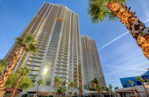 Las Vegas Apartment | STRIP & SPHERE VIEW! Privately Owned Condo Hotel-The Signature at MGM