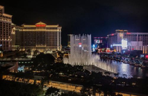 Las Vegas Strip Apartment | StripViewSuites at Jockey Club