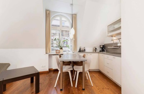 Poznan City Center Apartment | Strzałowa 3 | Charming Apartment | Near Center