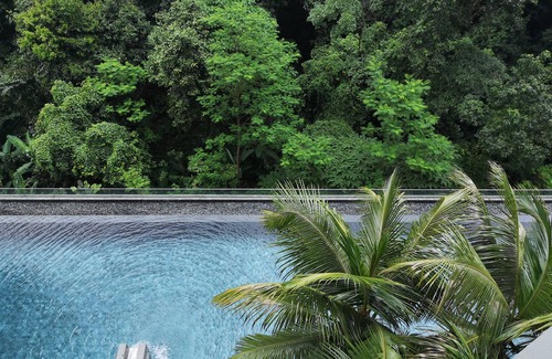Kuala Lumpur Apartment | Studio apartment with golf course view.