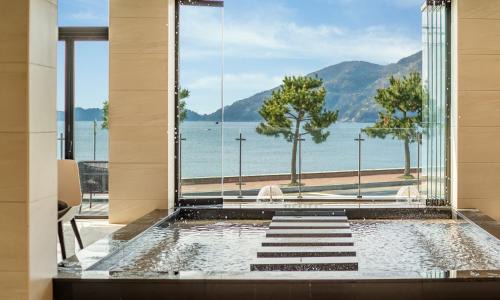 Geoje Hotel | Stubborn Hotel