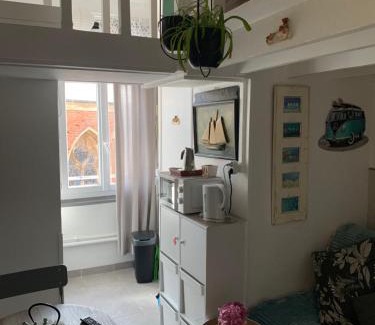 Ault Apartment | Studette tiny house de l église 12 m2