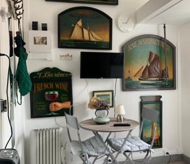 Ault Apartment | Studette tiny house de l église 12 m2