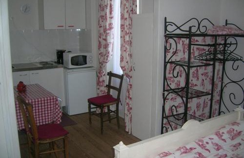 Bagnoles-de-l'Orne Apartment | Studette Villa Odette