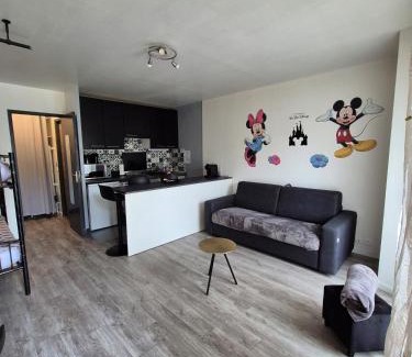 Esbly Apartment | Studio à 2 pas de Disneyland