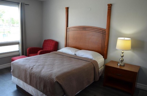 Cobourg Hotel | Studio 1 Motel