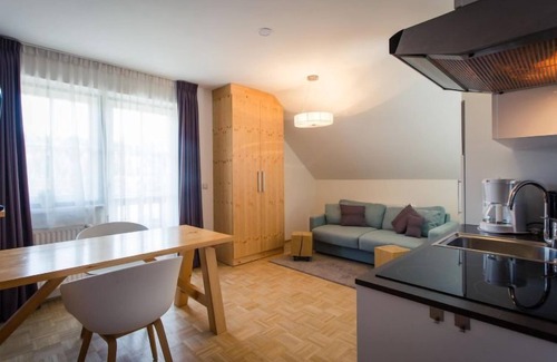 Turracher Hohe Apartment | Studio #13 mit Balkon by Interhome