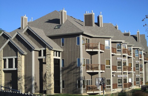 The Galena Territory Apartment | Studio 1321 at Longhollow Point Inn