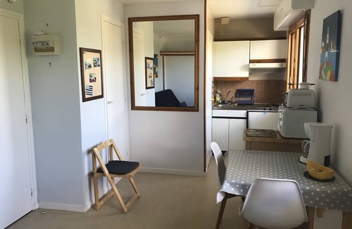 Larmor-Plage Apartment | Studio 17 near the beach in Larmor plage