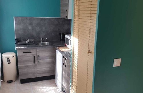 Noisy-sur-Ecole Apartment | Studio 2/3 persons in the heart of the 3 Pignons forest