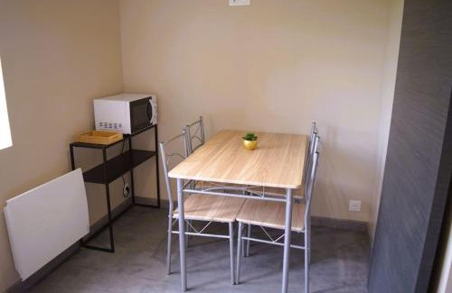 Saint-Amand-sur-Sevre House | Studio 2 personnes