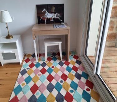 Cauderan Bed & Breakfast | Studio 2 rénové balcon garage