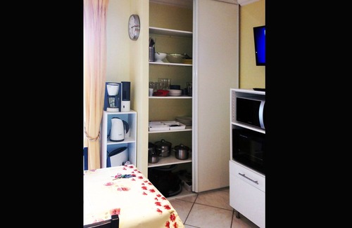 La Riche Apartment | Studio, 27 m2. Furnished. Garden-level