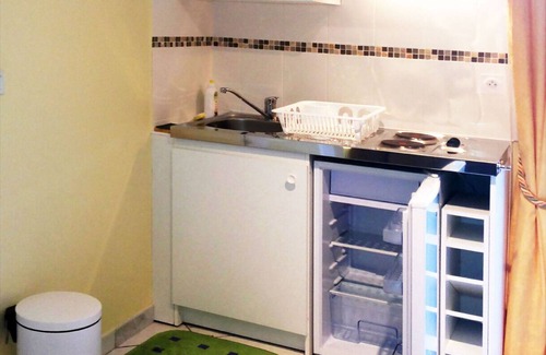 La Riche Apartment | Studio, 27 m2. Furnished. Garden-level